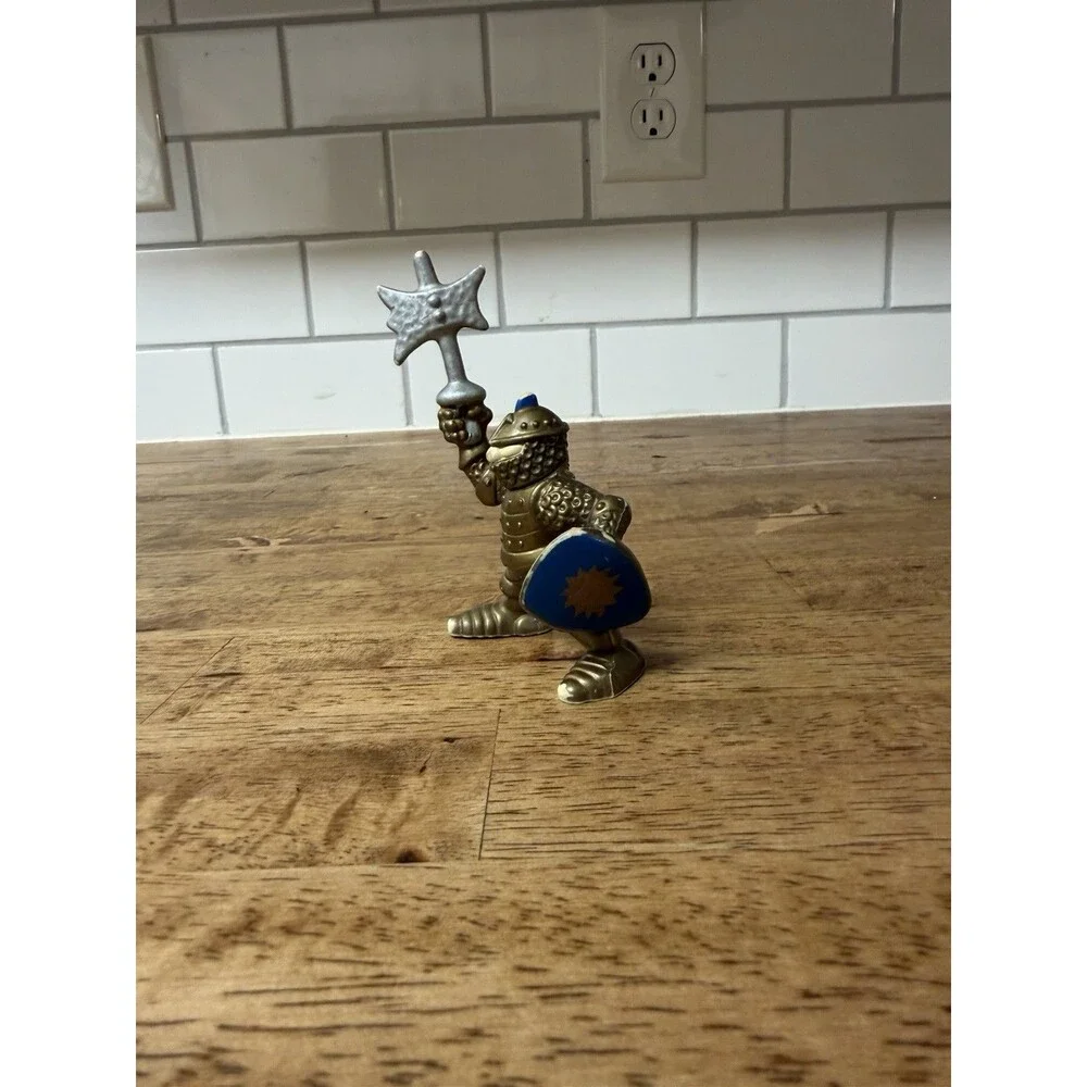 Vintage 90s Fisher Price Great Adventures Magic Castle Knight Toys Paint Damage